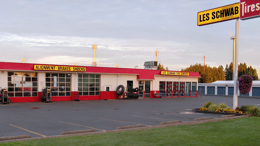 Les Schwab Tire Center