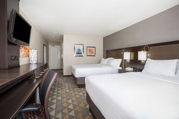 Images Holiday Inn Colorado Springs Airport by IHG