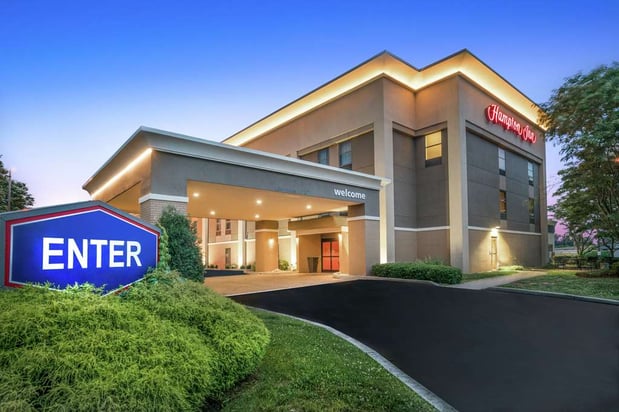 Images Hampton Inn Corydon