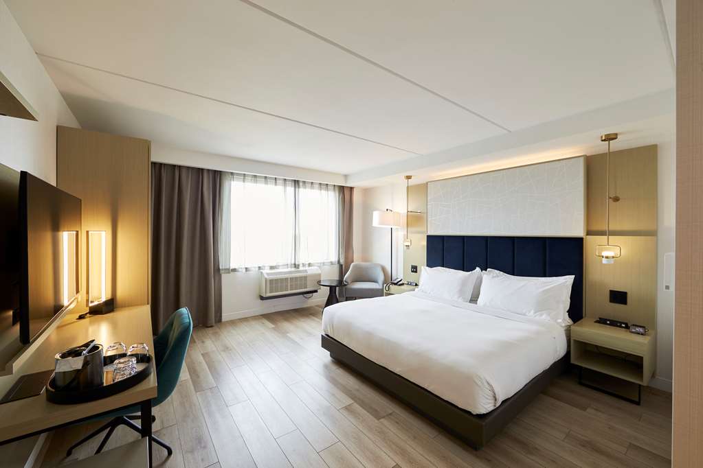 Images Bloom Mississauga, Tapestry Collection by Hilton