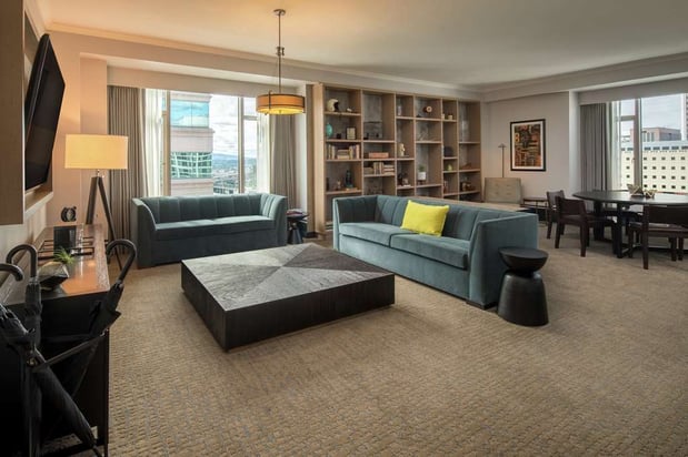 Images The Duniway Portland, a Hilton Hotel
