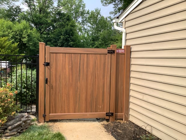 Images Superior Fence & Rail