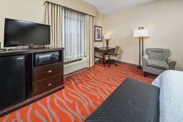 Images Hampton Inn & Suites Tulsa/Catoosa