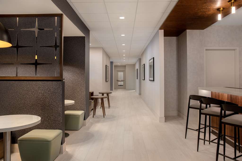 Images Hampton Inn by Hilton Winnipeg Downtown