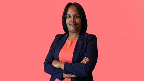 Shana Howell - TurboTax Expert Logo