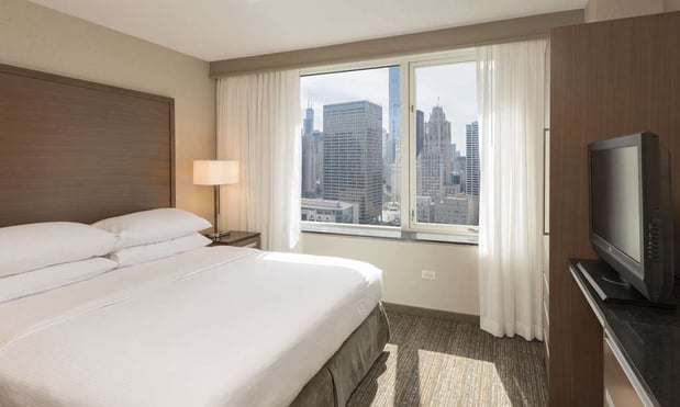 Images Embassy Suites by Hilton Chicago Downtown Magnificent Mile