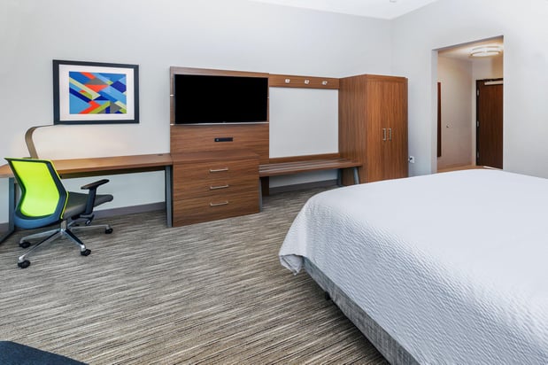 Images Holiday Inn Express & Suites Houston - Downtown North by IHG