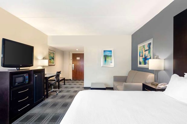 Images Best Western Hartford Hotel & Suites