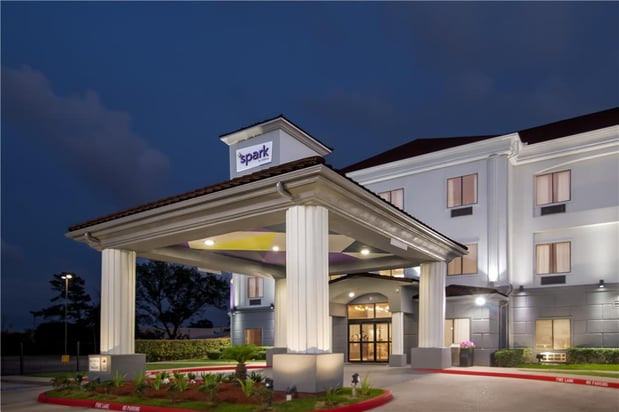 Images Spark by Hilton Houston Hobby Airport