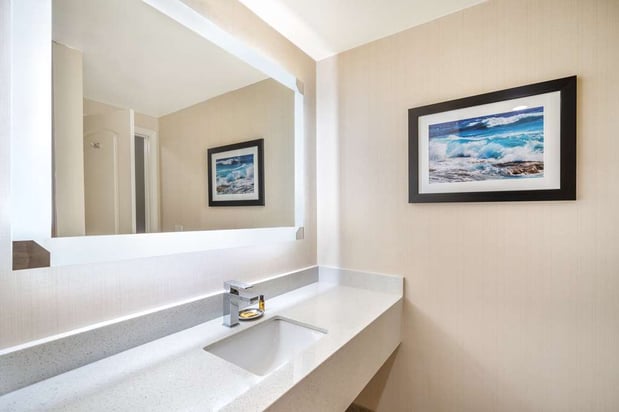 Images Best Western Plus Carpinteria Inn