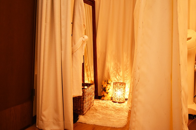 Images Pressentir 白金店