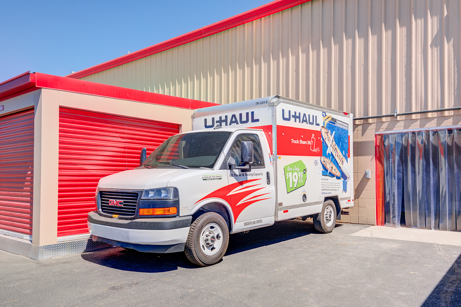 U-Hauls Available for Rent in Fresno, CA.