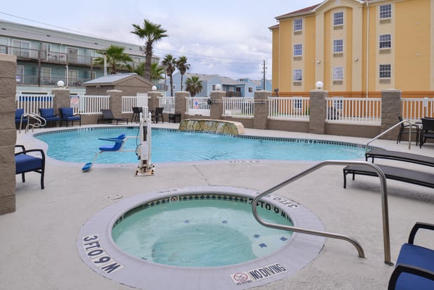 Images Holiday Inn Express & Suites Corpus Christi-N Padre Island by IHG
