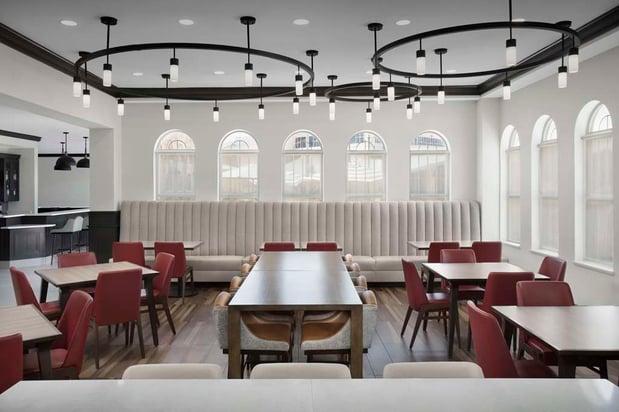 Images Hilton Garden Inn Granbury