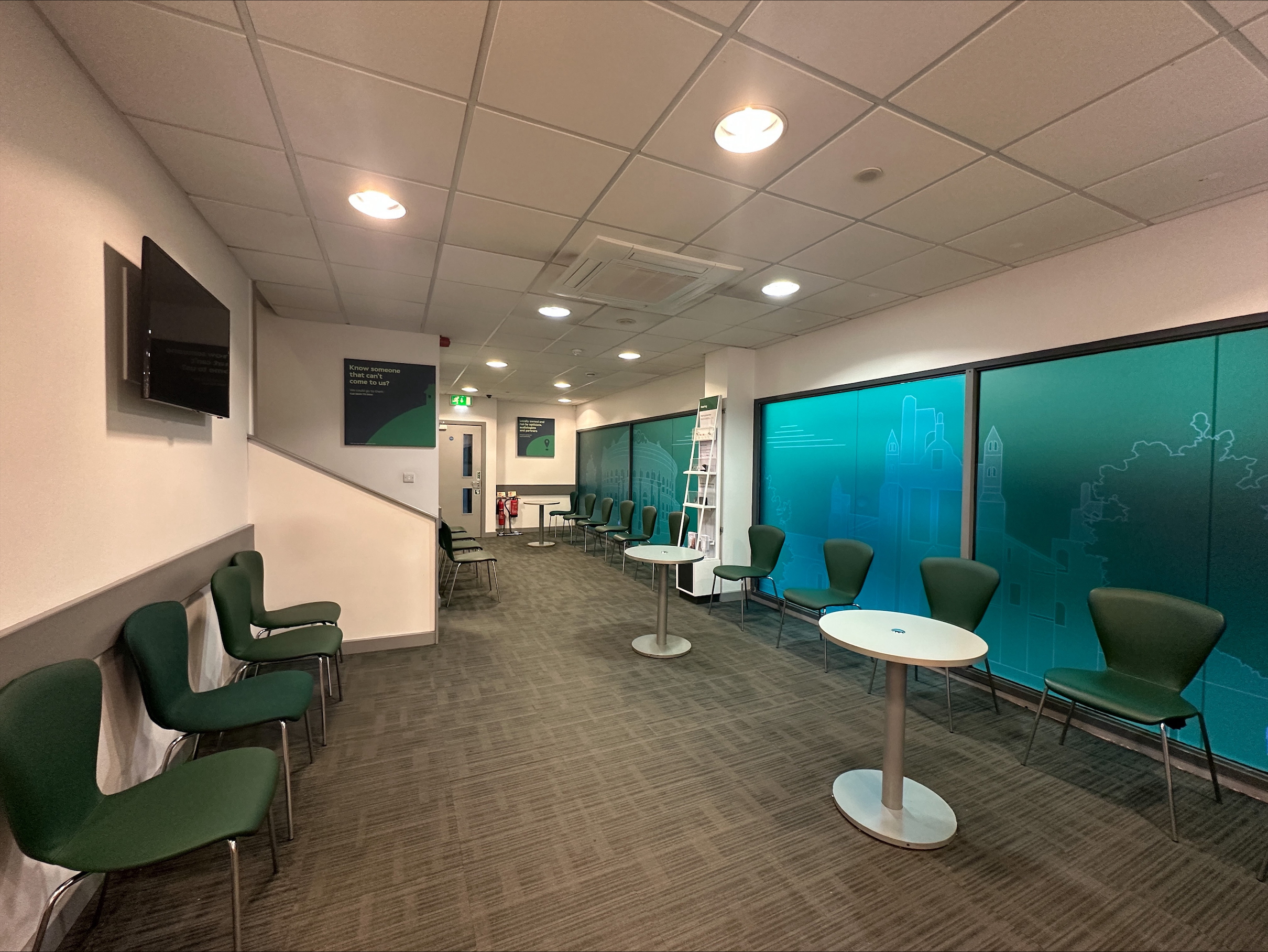 Specsavers Opticians and Audiologists - Leeds