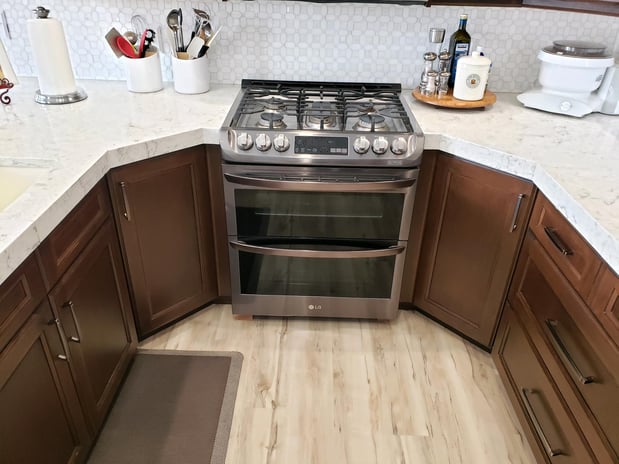 Images Oakridge Cabinet and Design