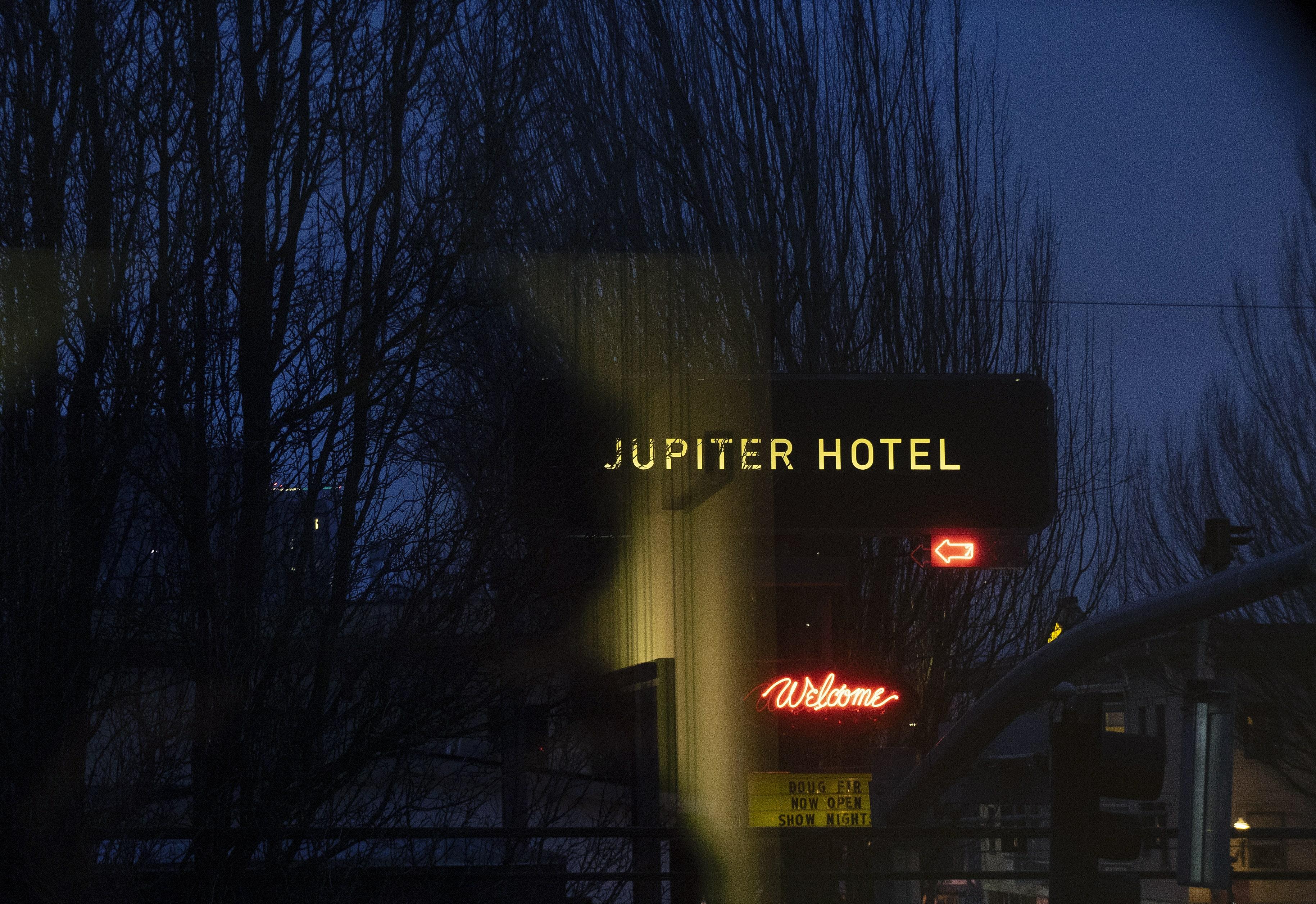 Jupiter Hotel Portland - Portland, OR 97214 - (503)230-9200 | ShowMeLocal.com
