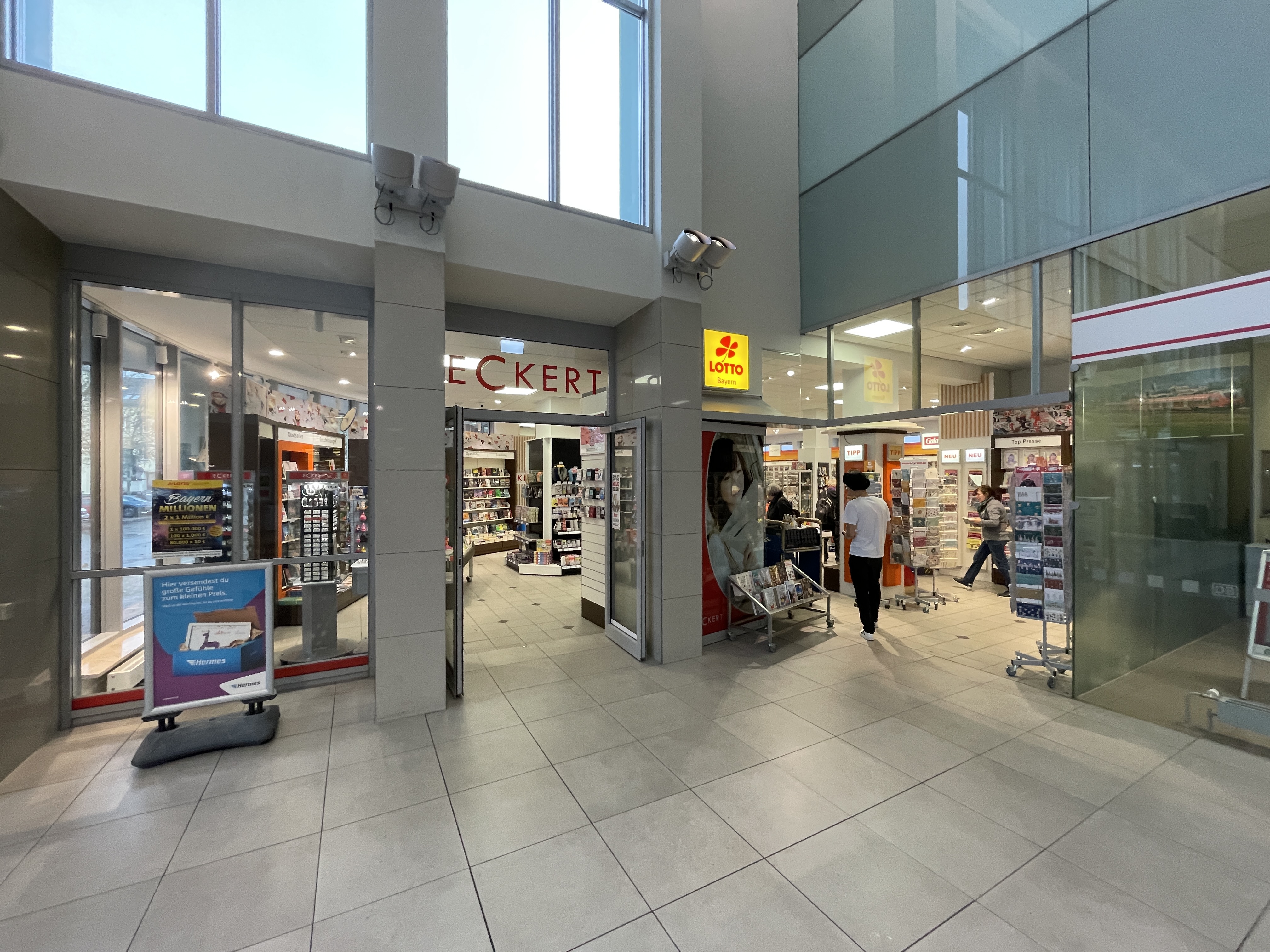 Eckert, Bahnhofsplatz 2 in Ansbach