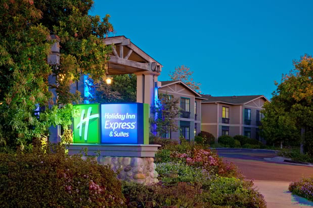 Images Holiday Inn Express & Suites Carpinteria by IHG