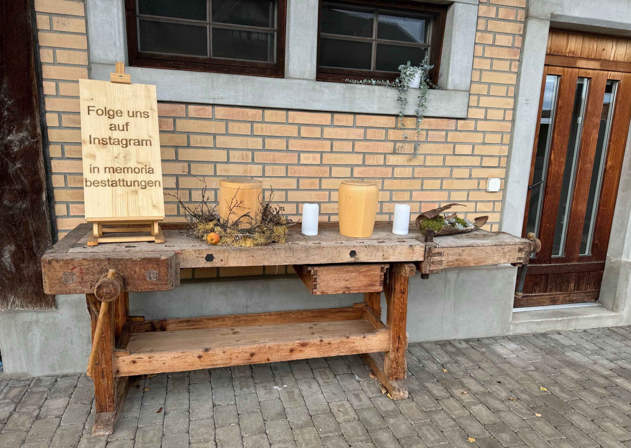 Bilder In Memoria Bestattungen GmbH