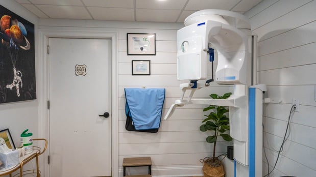 Images Joseph B. Pantaleo, DDS