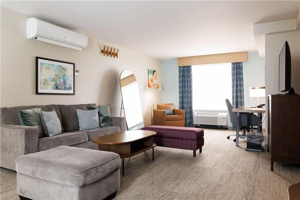 Images Hilton Garden Inn New York/Staten Island