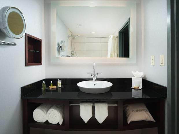 Images DoubleTree by Hilton Hotel Chattanooga Downtown