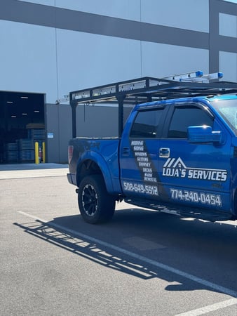 Images Loja Service Corp