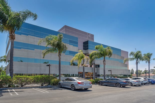 Images Golden State Dermatology - Amber A. Kyle, M.D.