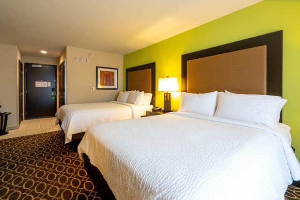 Images Holiday Inn Murfreesboro by IHG