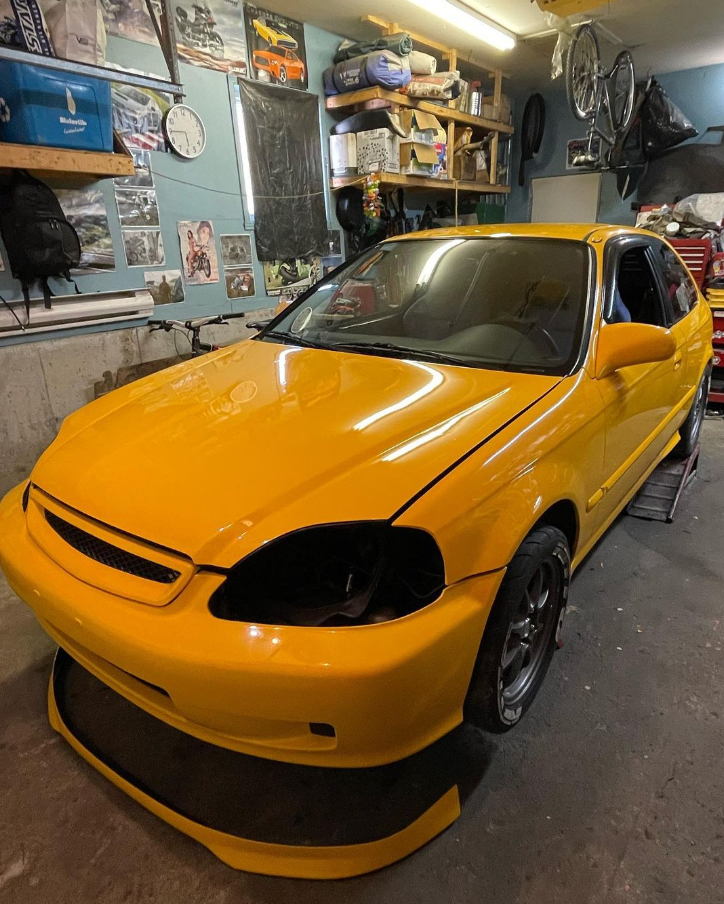Images Wrap-Up - Lettrage - Wrap automobile Saint Adèle