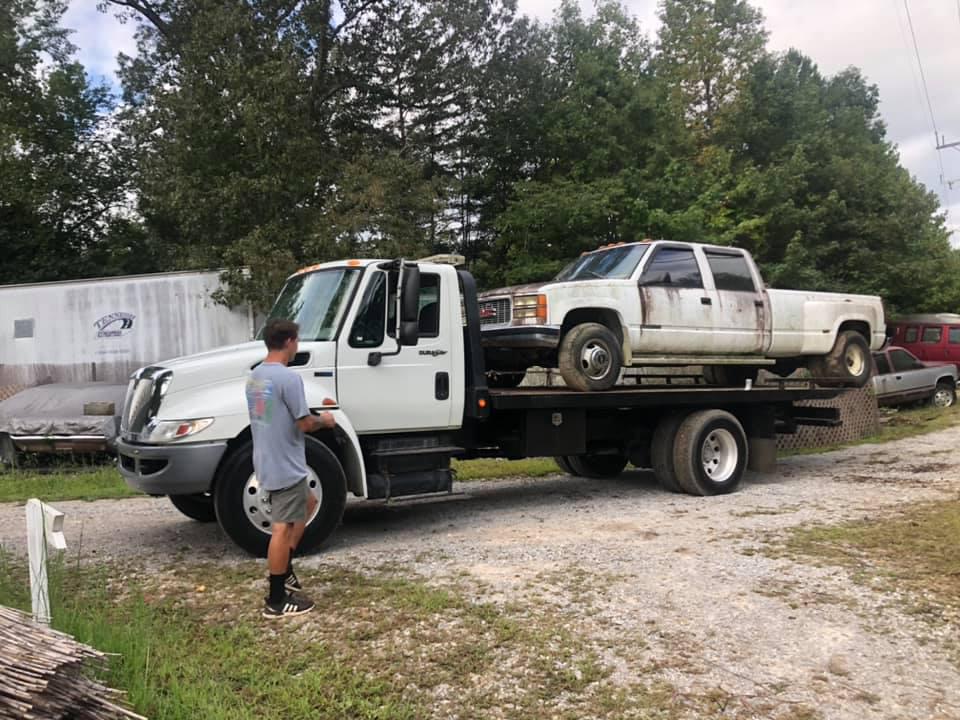 Certified 24-hour tow truck operators!