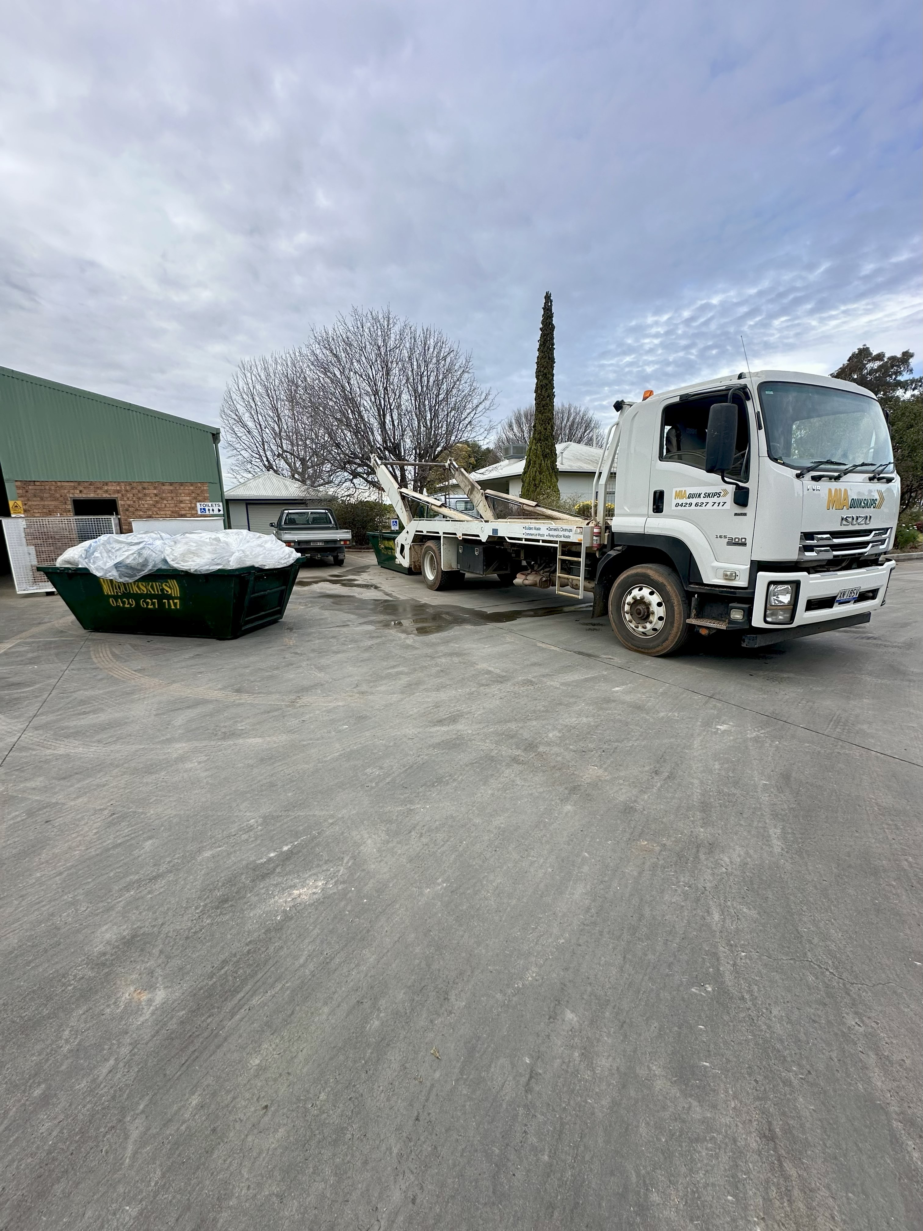 Images MIA Quikskips and MIA Quik Waste