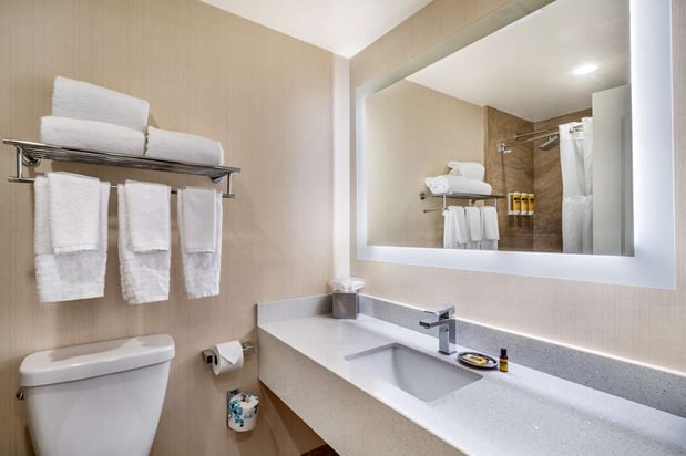 Images Best Western Plus Carpinteria Inn