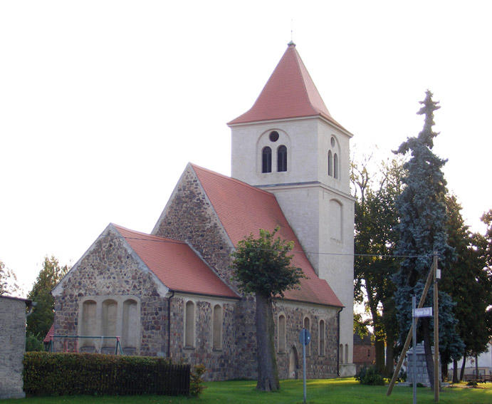 Kirche Biegen - Pfarrsprengel Müllrose, St.-Nicolai-Andreas-Kirche in Briesen/Mark