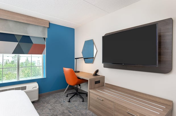 Images Holiday Inn Express & Suites Columbus at Northlake by IHG