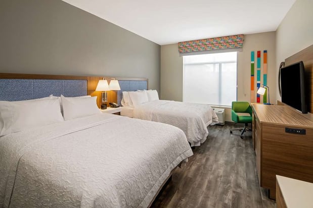 Images Hampton Inn & Suites Raleigh Midtown