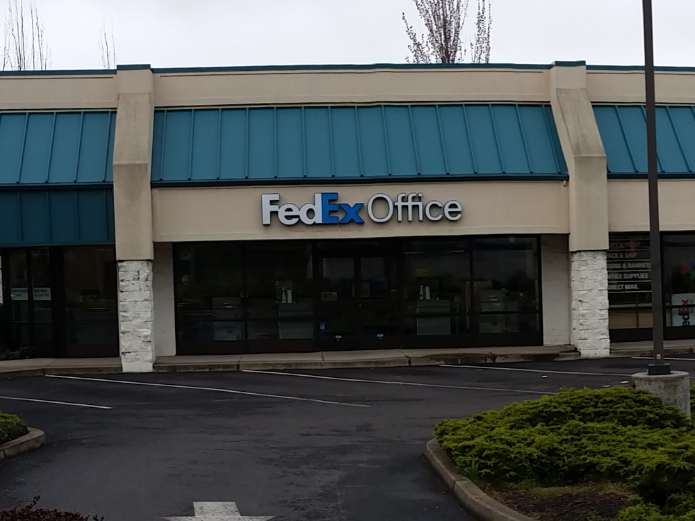Exterior photo of FedEx Office location at 1594 Biddle Rd\t Print quickly and easily in the self-service area at the FedEx Office location 1594 Biddle Rd from email, USB, or the cloud\t FedEx Office Print & Go near 1594 Biddle Rd\t Shipping boxes and packing services available at FedEx Office 1594 Biddle Rd\t Get banners, signs, posters and prints at FedEx Office 1594 Biddle Rd\t Full service printing and packing at FedEx Office 1594 Biddle Rd\t Drop off FedEx packages near 1594 Biddle Rd\t FedEx shipping near 1594 Biddle Rd