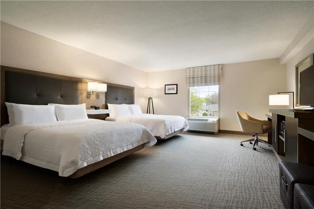 Images Hampton Inn & Suites Newport/Middletown