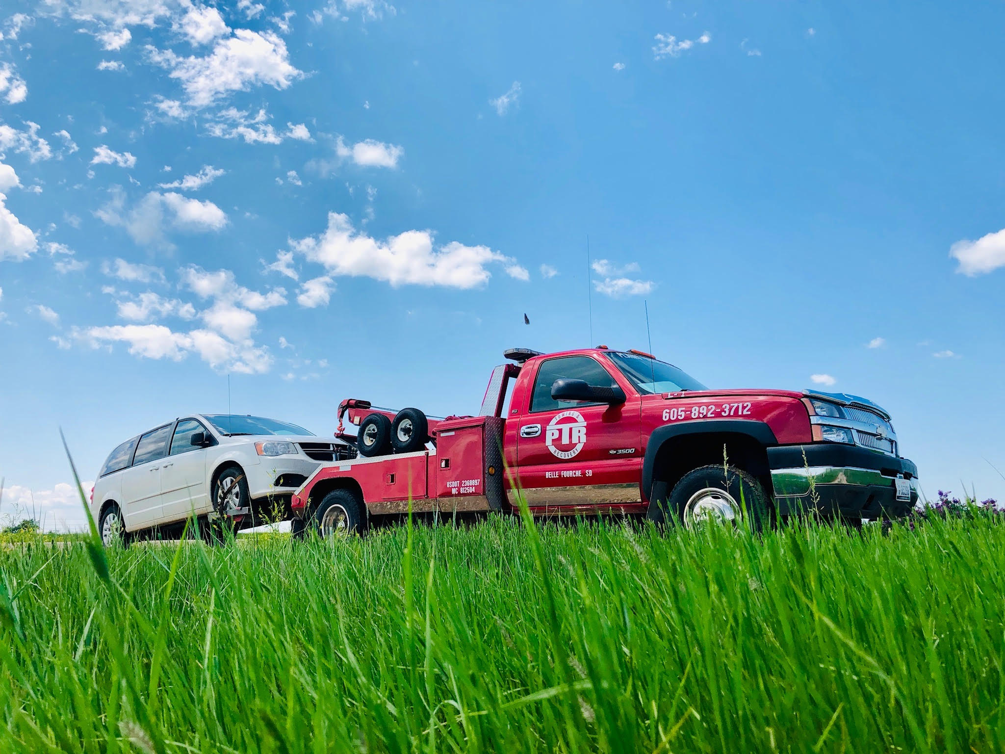 We have been serving Northwestern South Dakota for over 15 years, and are proud to serve all your towing and recovery needs. Large or small we have all the equipment, knowledge and manpower to serve you!  We have built our business with great service, fair pricing and going the extra mile for our customers. We serve 10 counties in 4 states, South Dakota, North Dakota, Wyoming and Montana, We are the preferred towing and recovery choice for law enforcement agencies in our local area, we have earned our relationship with local law enforcement and look forward to earning your trust as well! Plains Towing and Recovery provides a wide assortment of towing and recovery services that range from towing motorcycles and compact cars to performing full recovery on semis and their trailers. We also proudly work with a number of law enforcement agencies throughout our service area.