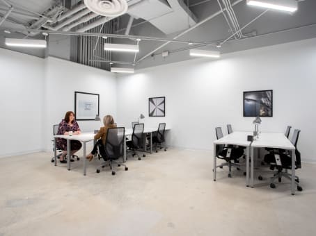 Spaces - North Carolina, Charlotte - Spaces Trade and Tryon Photo