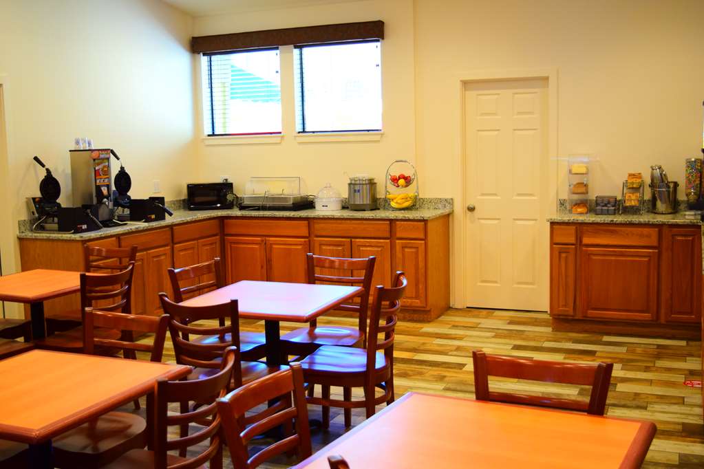 Breakfast Room