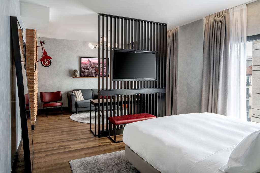 Images Radisson RED Madrid