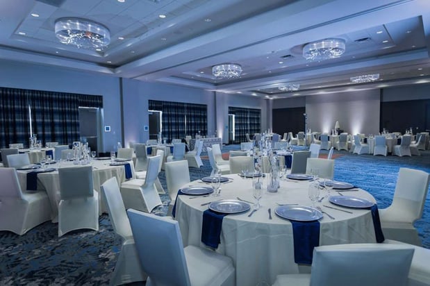 Images Embassy Suites by Hilton The Woodlands® at Hughes Landing