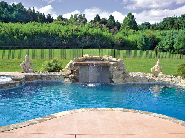 Images Blue Haven Pools & Spas