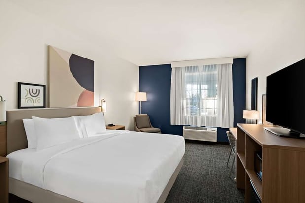 Images Spark by Hilton Williams