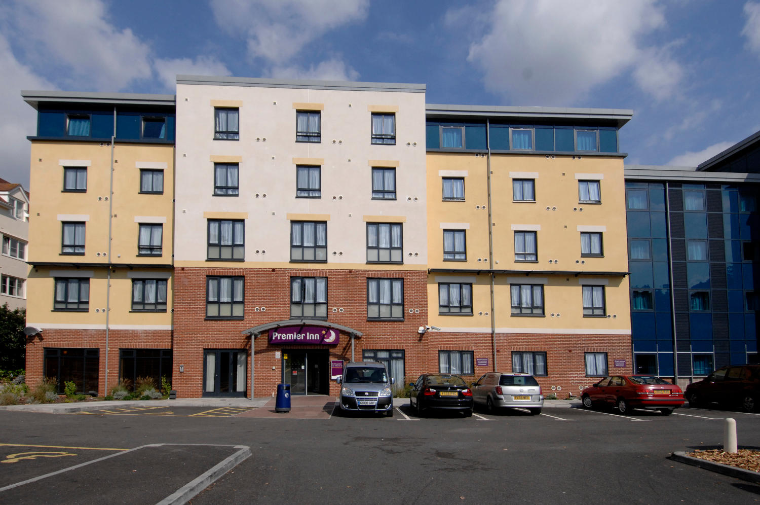 Images Premier Inn Bournemouth Westbourne hotel