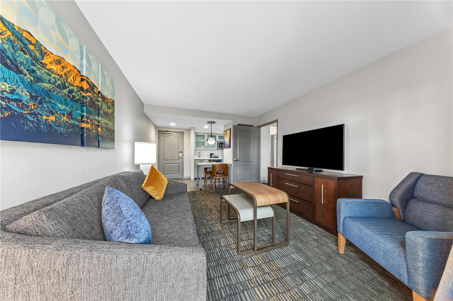 Guest room