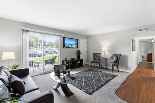 Images Carolina Apartments