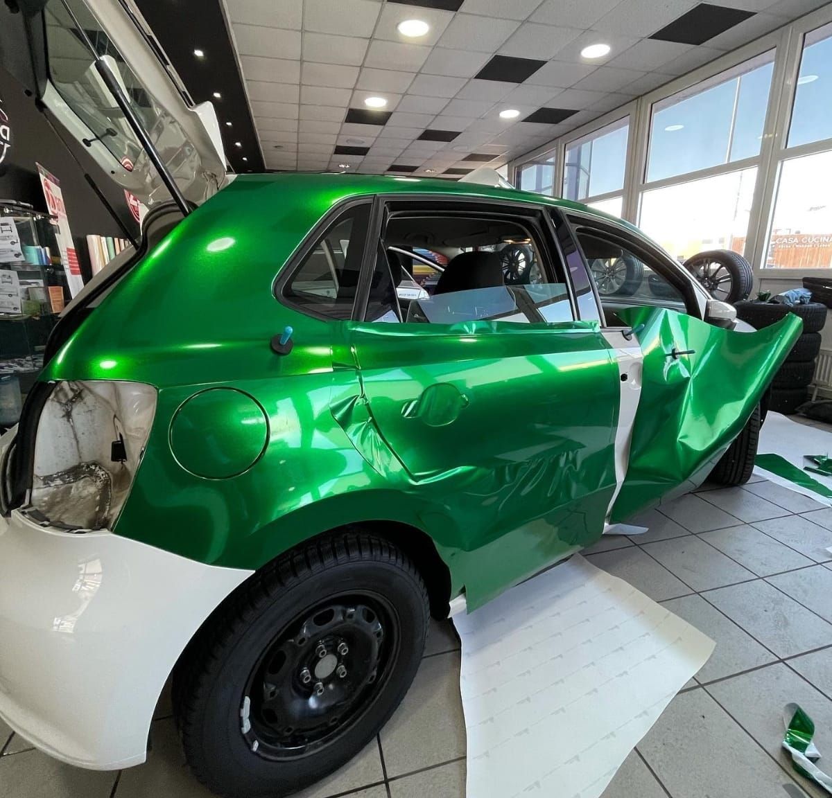 NOYFA Car Center & 2 D Digitaldruck, Welser Straße 17 in Leonding